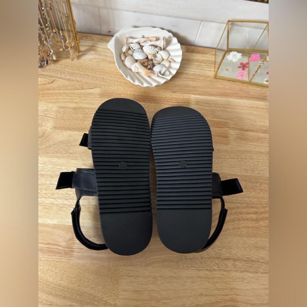 Madden Girl Sprintt Chunky Flat Sandals In Black Size 10 Classic New With Box - Picture 8 of 16